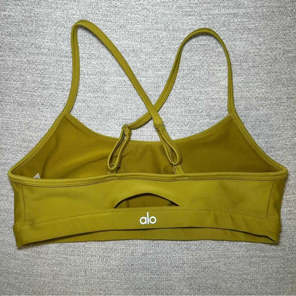 Alo Yoga Airlift Intrigue Bra Yellow/Green Size Medium - Picture 5 of 8